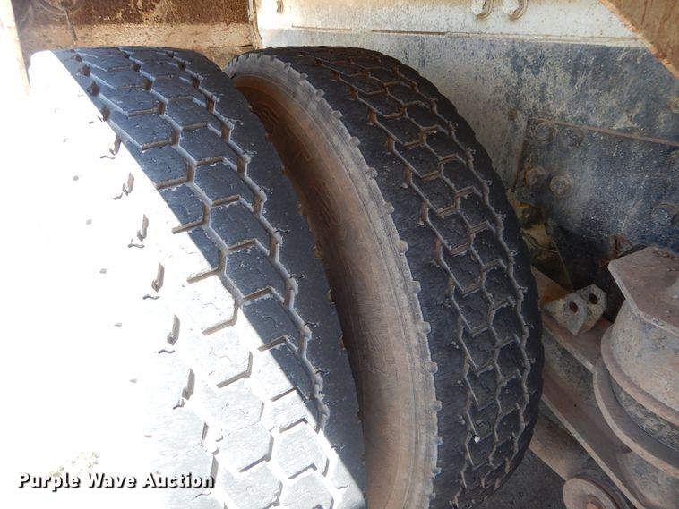 image for item HS9556 2000 Kenworth W900  ready mix truck