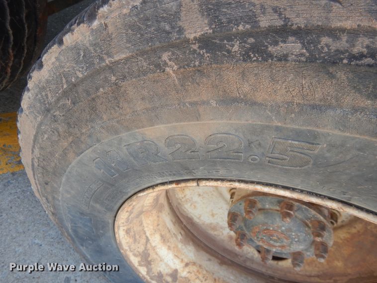 image for item HS9556 2000 Kenworth W900  ready mix truck