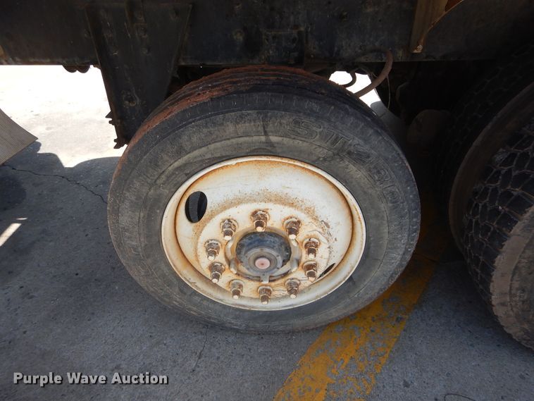 image for item HS9556 2000 Kenworth W900  ready mix truck