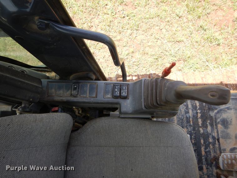 image for item HS9577 2011 John Deere 200D LC  excavator