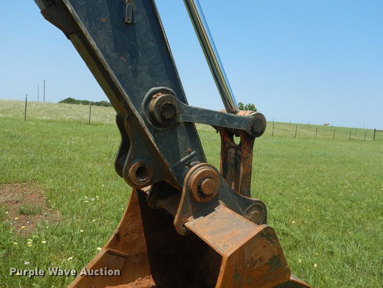 image for item HS9577 2011 John Deere 200D LC  excavator