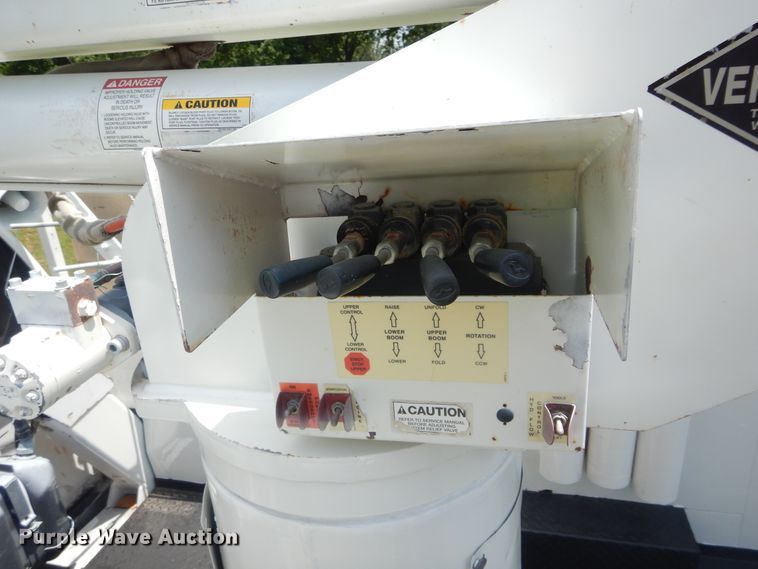 image for item HS9578 2017 Ford F550 Super Duty  bucket truck