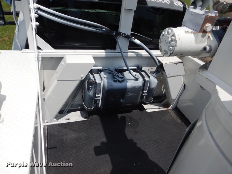 image for item HS9578 2017 Ford F550 Super Duty  bucket truck