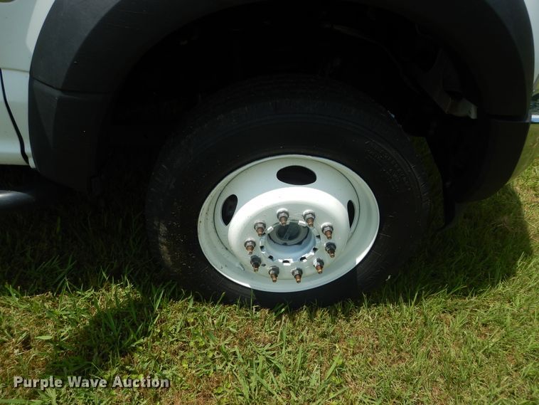 image for item HS9578 2017 Ford F550 Super Duty  bucket truck