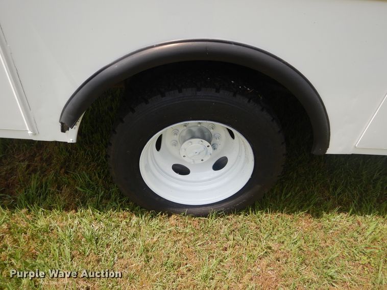 image for item HS9578 2017 Ford F550 Super Duty  bucket truck