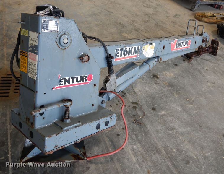 image for item HT9243 Venturo ET6KM truck crane