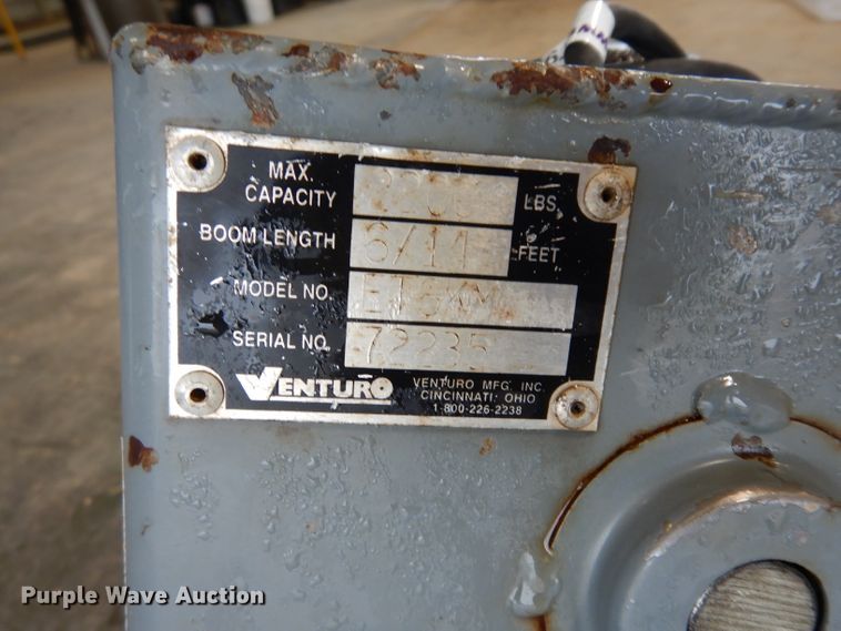 image for item HT9243 Venturo ET6KM truck crane