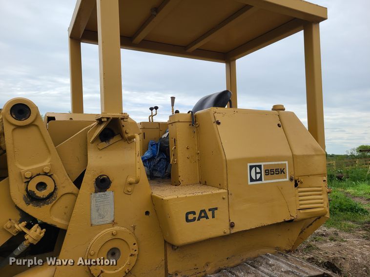 image for item K5883 1971 Caterpillar 955K  track loader