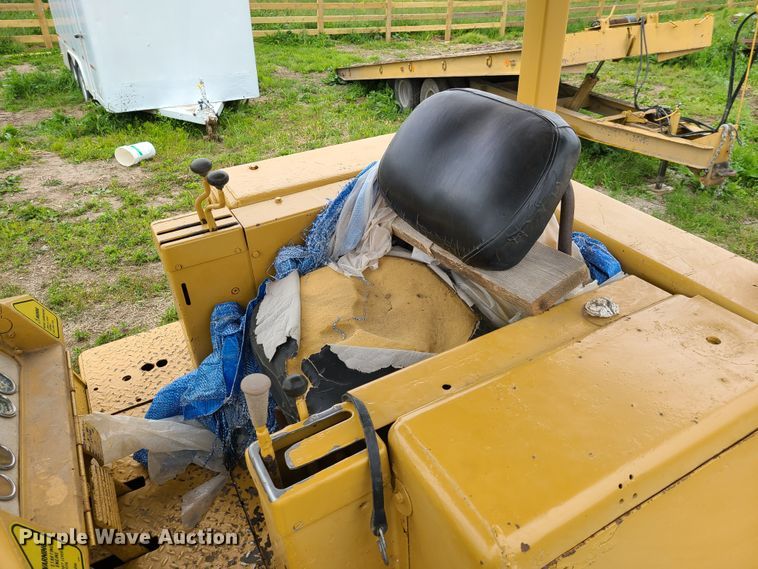 image for item K5883 1971 Caterpillar 955K  track loader