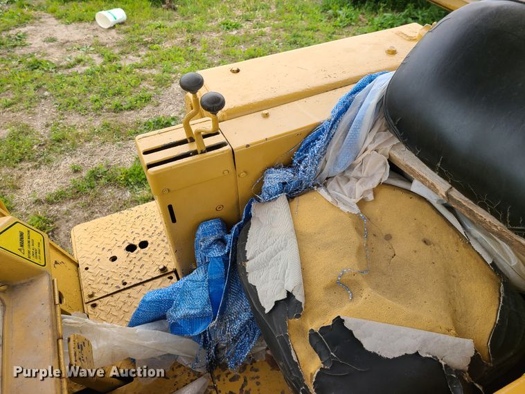 image for item K5883 1971 Caterpillar 955K  track loader