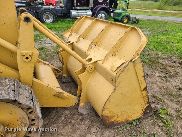image for item K5883 1971 Caterpillar 955K  track loader