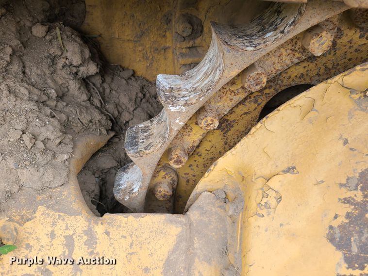 image for item K5883 1971 Caterpillar 955K  track loader