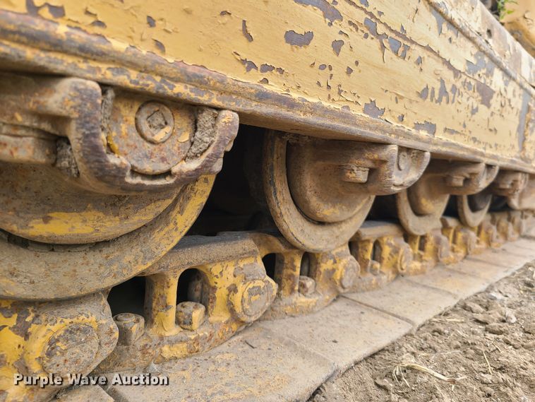 image for item K5883 1971 Caterpillar 955K  track loader