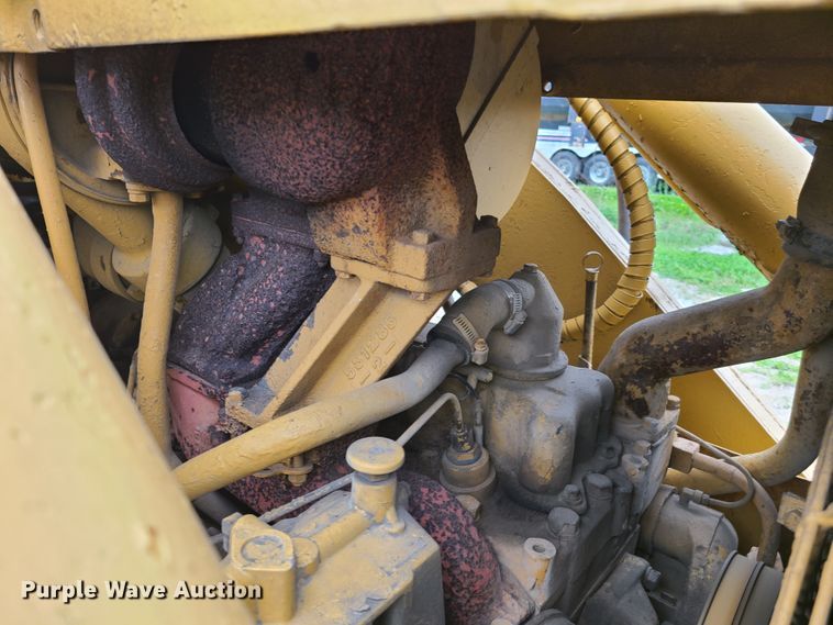 image for item K5883 1971 Caterpillar 955K  track loader