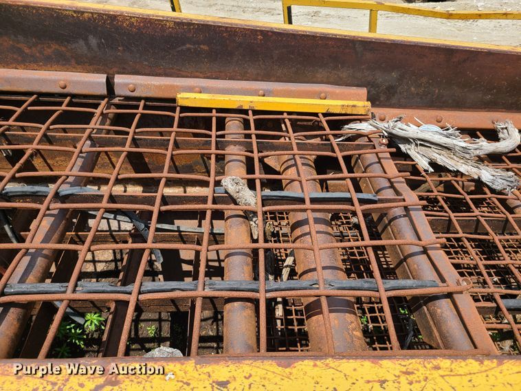 image for item K5904 CEC Screen It Roadrunner screen