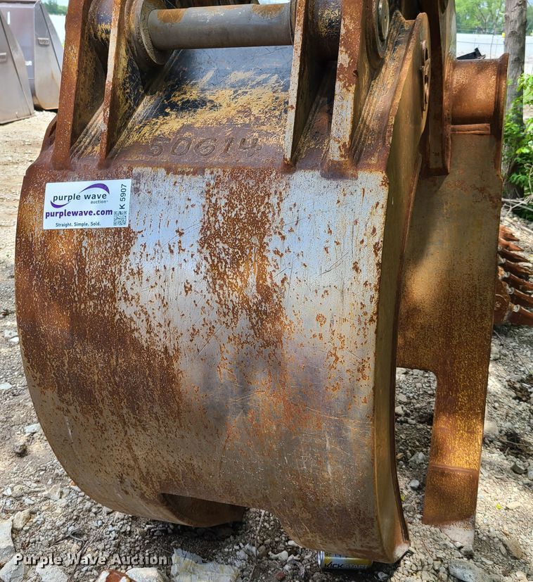 image for item K5907 2013 LaBounty HDR50 excavator grapple