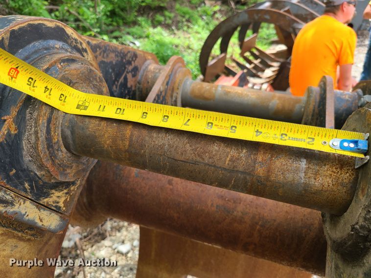 image for item K5907 2013 LaBounty HDR50 excavator grapple