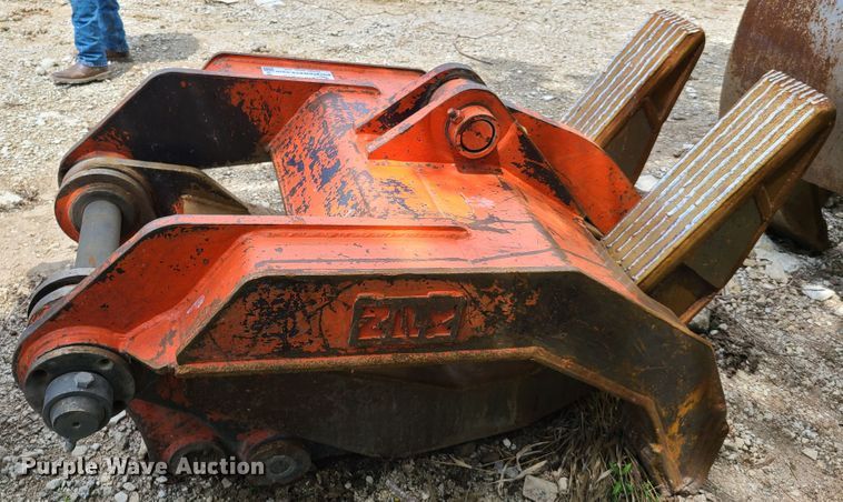 image for item K5908 NPK excavator grapple