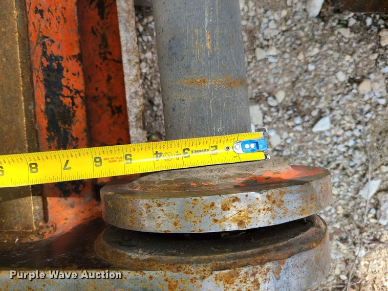 image for item K5908 NPK excavator grapple