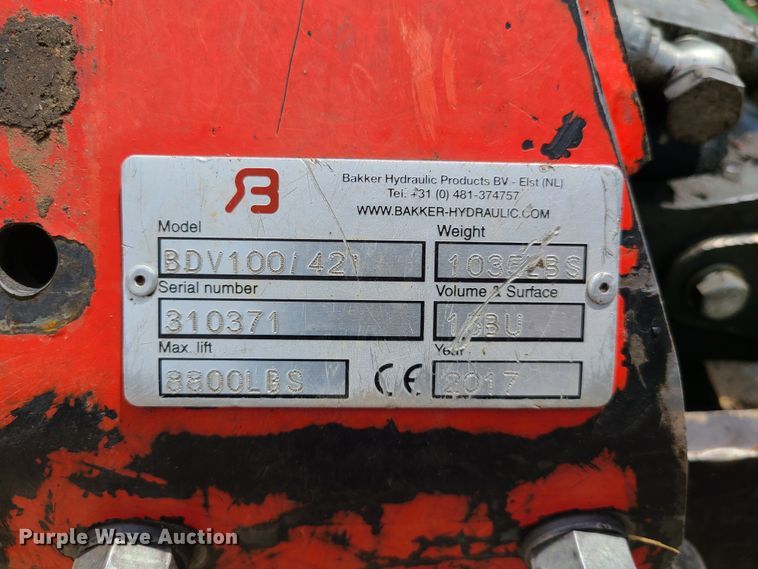 image for item K5909 Baker BDV100/421 crane grapple