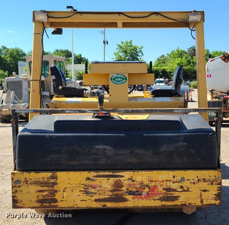 image for item K5917 Hypac C778B  double drum roller compactor