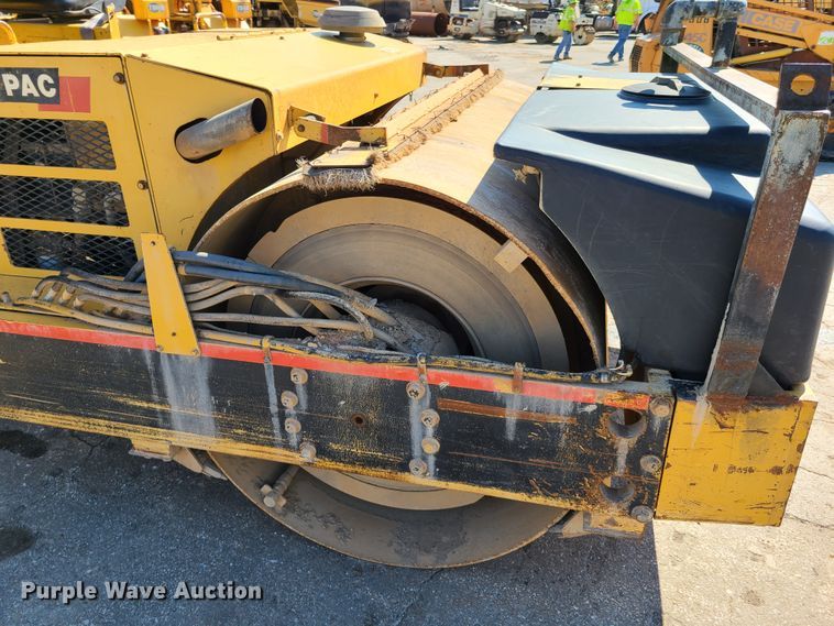 image for item K5917 Hypac C778B  double drum roller compactor