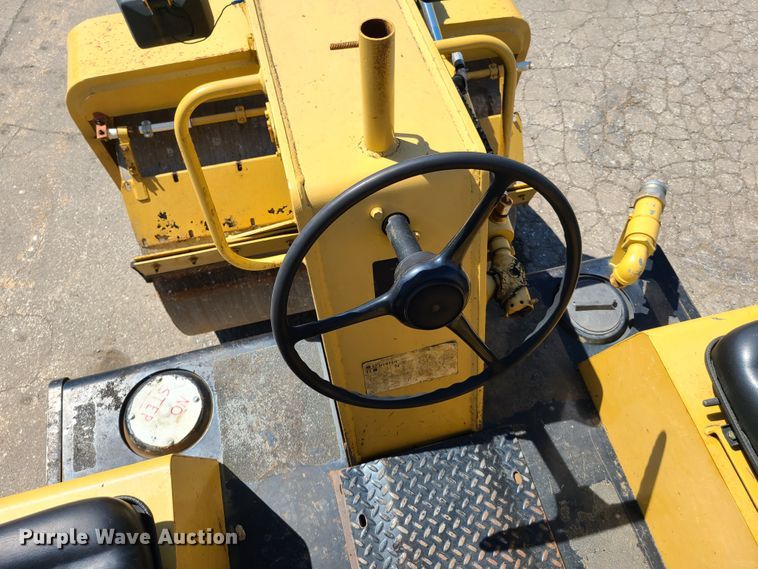 image for item K5928 Hyster C340B  double drum roller