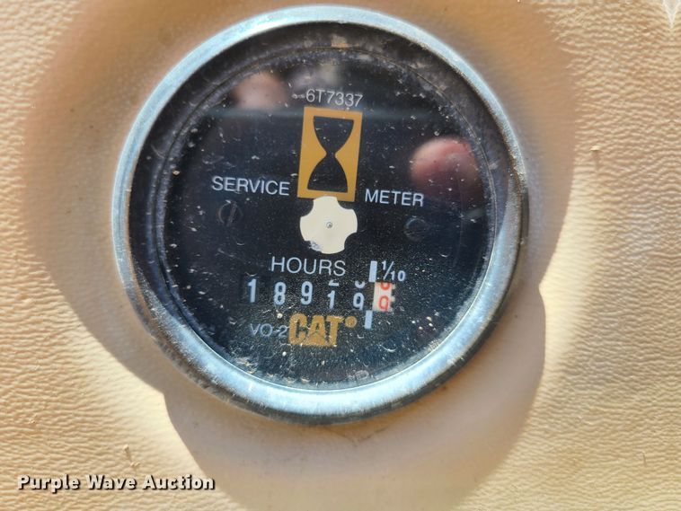 image for item K5935 1996 Caterpillar 325BL  excavator