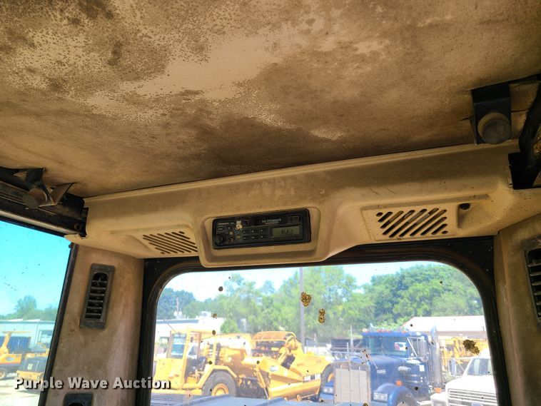 image for item K5935 1996 Caterpillar 325BL  excavator