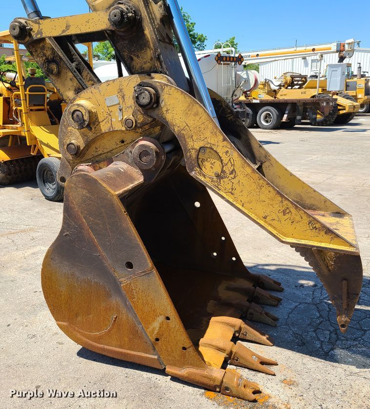 image for item K5935 1996 Caterpillar 325BL  excavator