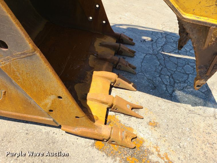 image for item K5935 1996 Caterpillar 325BL  excavator