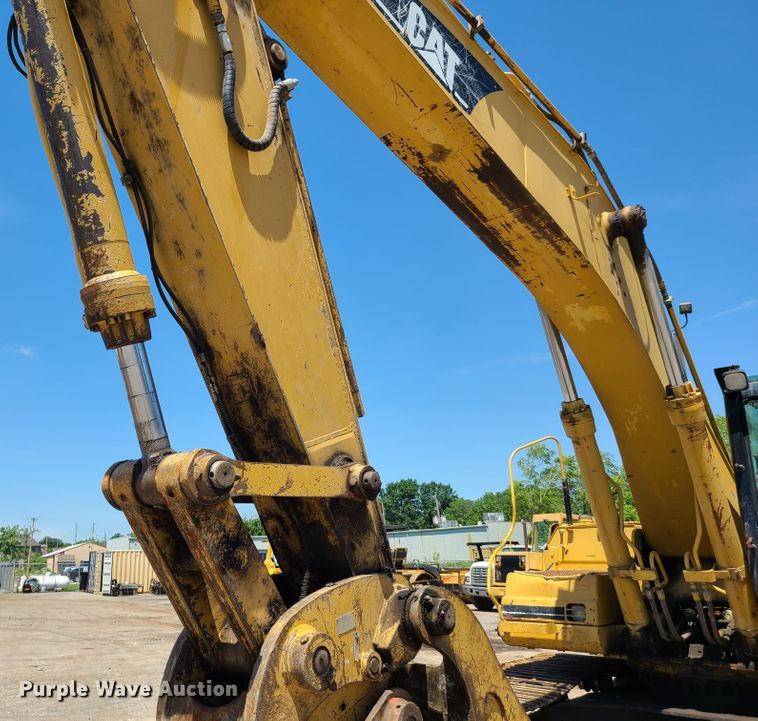 image for item K5935 1996 Caterpillar 325BL  excavator