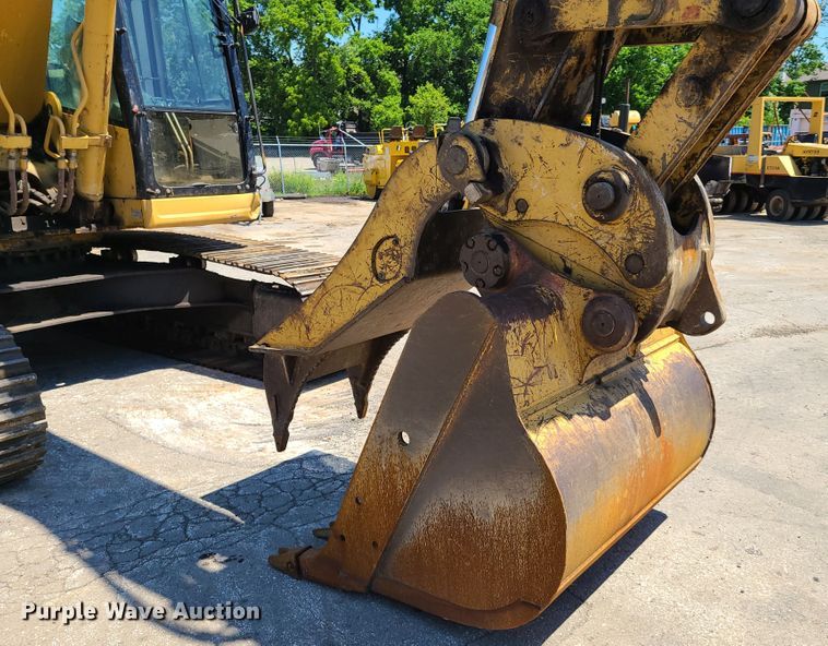 image for item K5935 1996 Caterpillar 325BL  excavator