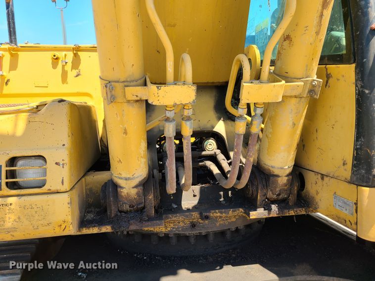image for item K5935 1996 Caterpillar 325BL  excavator