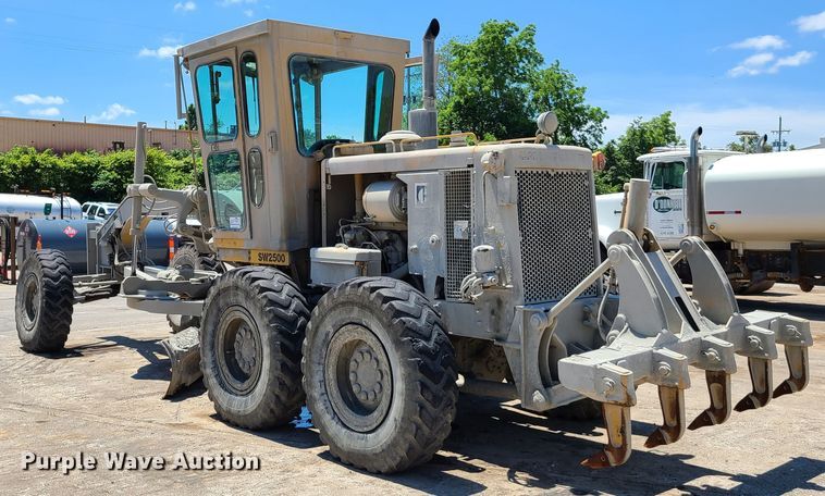 image for item K5941 1978 Caterpillar 140G  motor grader