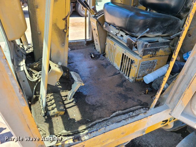 image for item K5941 1978 Caterpillar 140G  motor grader