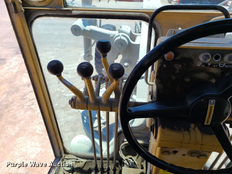 image for item K5941 1978 Caterpillar 140G  motor grader