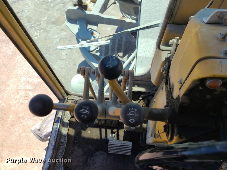 image for item K5941 1978 Caterpillar 140G  motor grader