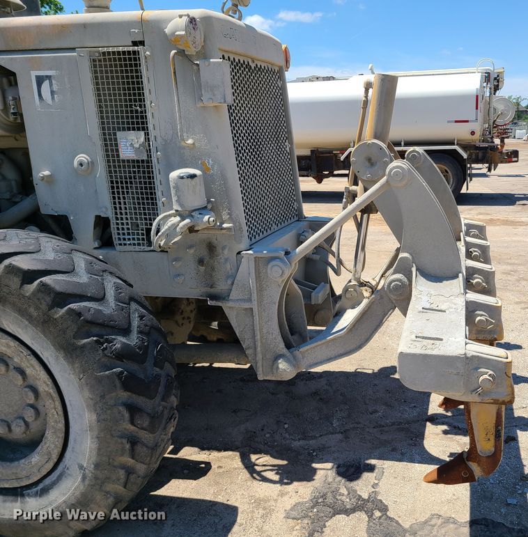 image for item K5941 1978 Caterpillar 140G  motor grader