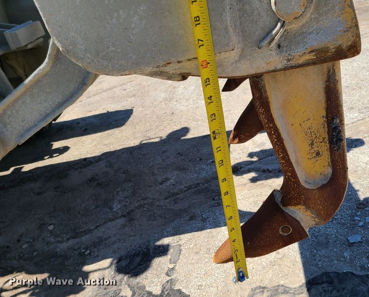 image for item K5941 1978 Caterpillar 140G  motor grader