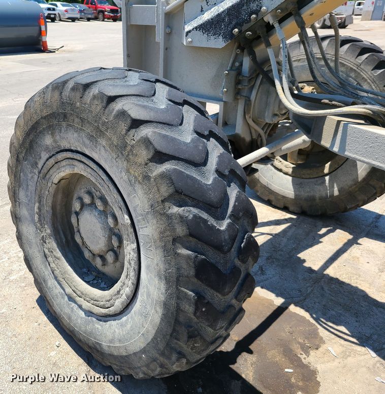 image for item K5941 1978 Caterpillar 140G  motor grader