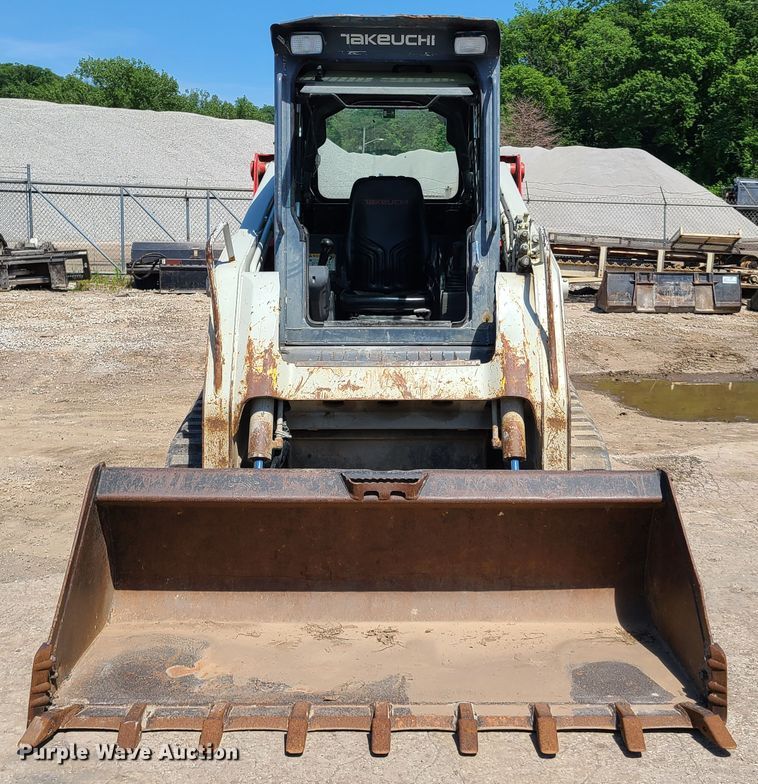 image for item K5949 2012 Takeuchi TL250  tracked skid steer loader