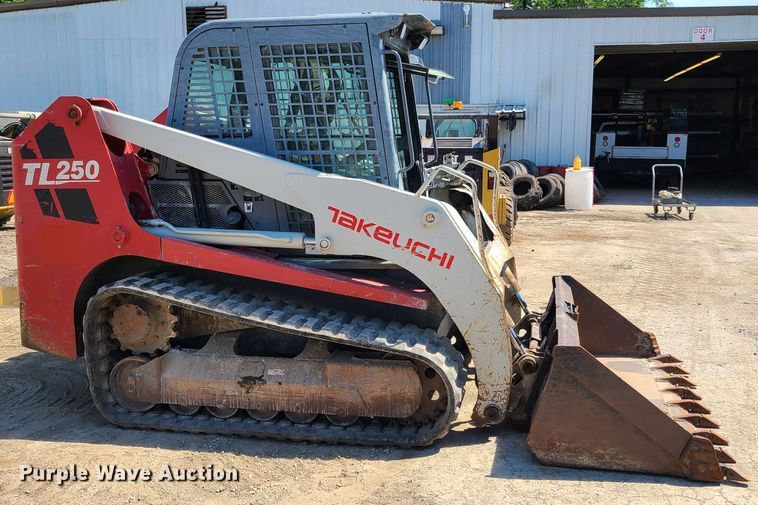image for item K5949 2012 Takeuchi TL250  tracked skid steer loader