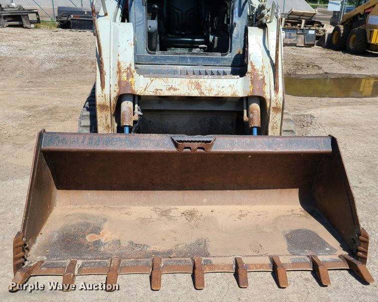 image for item K5949 2012 Takeuchi TL250  tracked skid steer loader