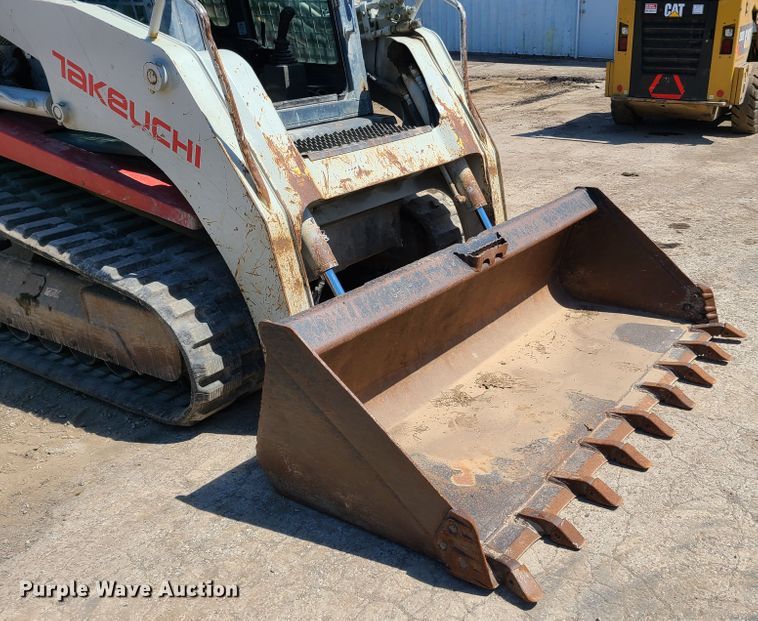 image for item K5949 2012 Takeuchi TL250  tracked skid steer loader