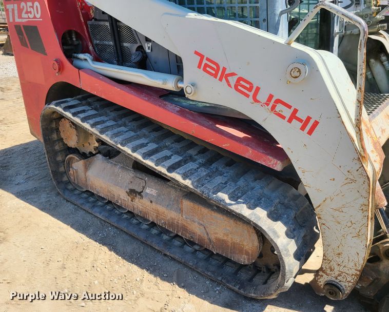 image for item K5949 2012 Takeuchi TL250  tracked skid steer loader