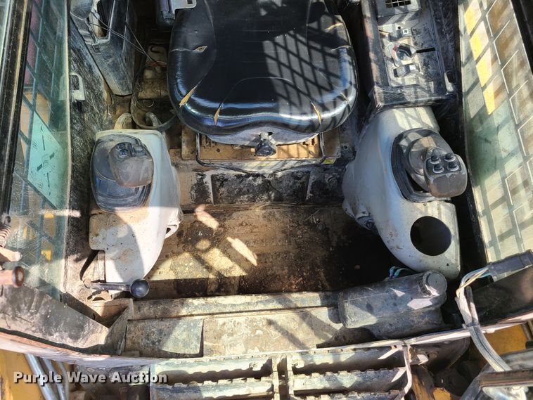 image for item K5951 2007 Caterpillar 268B  skid steer loader