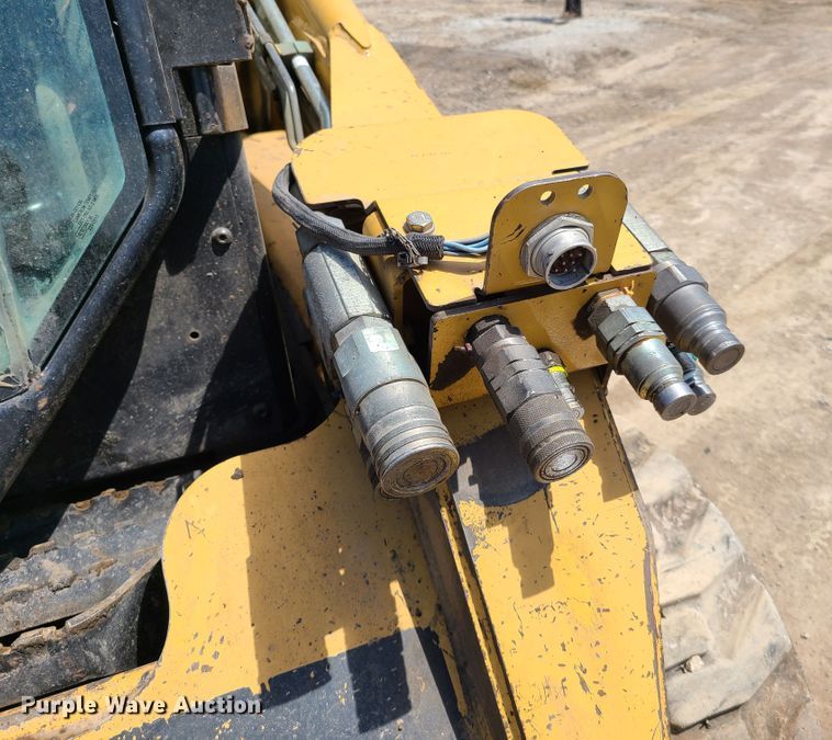 image for item K5951 2007 Caterpillar 268B  skid steer loader