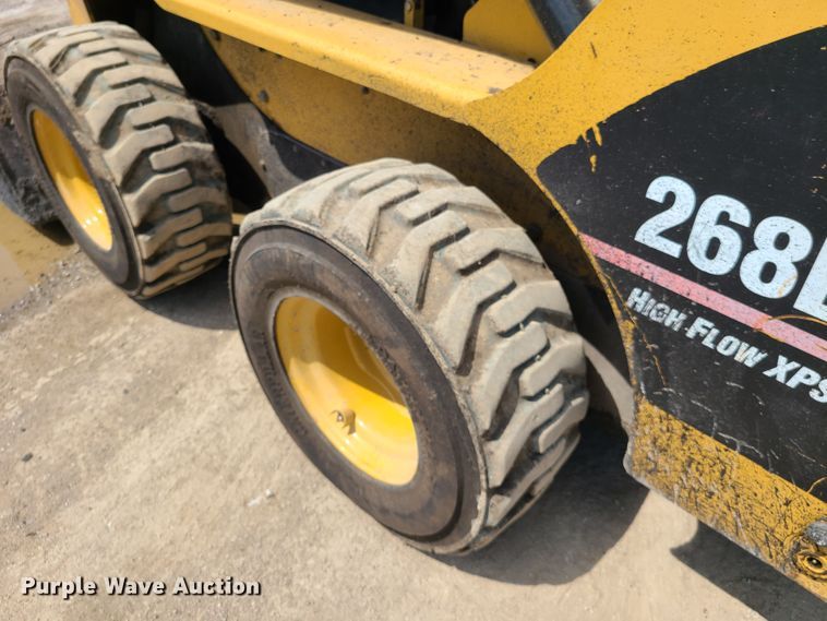image for item K5951 2007 Caterpillar 268B  skid steer loader