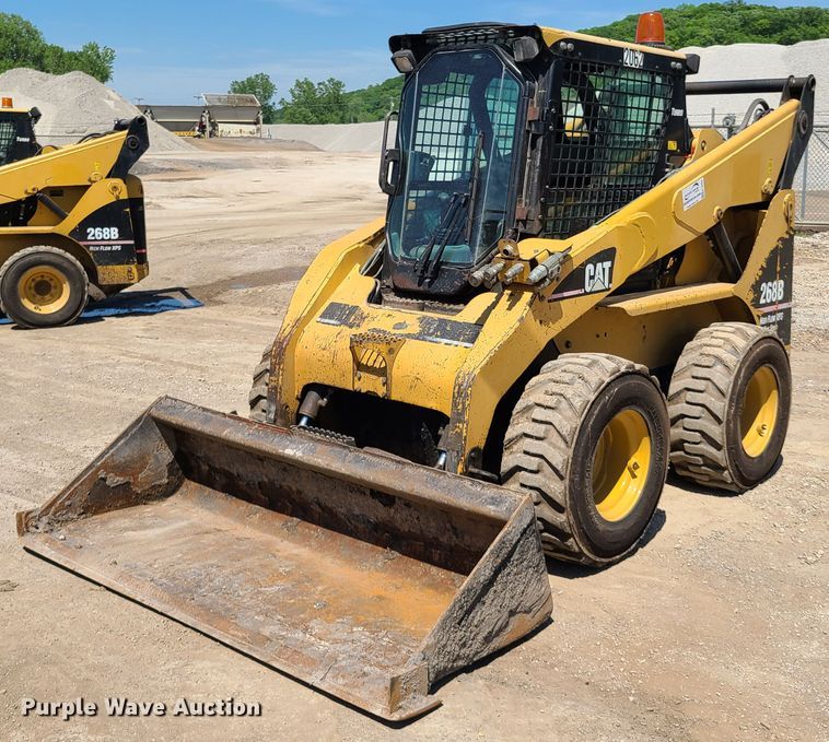image for item K5952 2006 Caterpillar 268B  skid steer loader